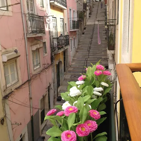 Bica 10 Apartamento *