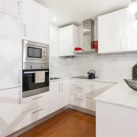 Appartement Bica 10 *