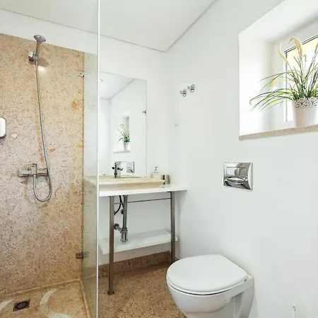 Apartament Bica 10